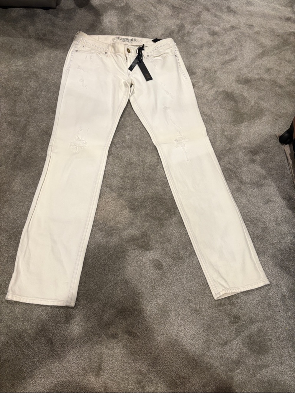 Women’s White Distressed Jeans